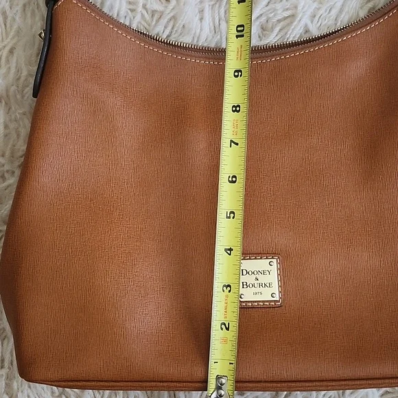 SALE💥Dooney & Bourke Hobo Purse - Picture 13 of 17